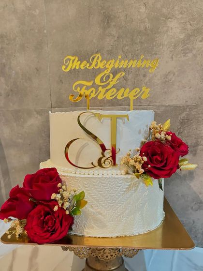 Tiered Wedding & Nikkah Cakes photo 9