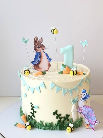 Ankita Das - Designer Cakes & Desserts For the Little Ones: Character & Themed Cakes photo 7