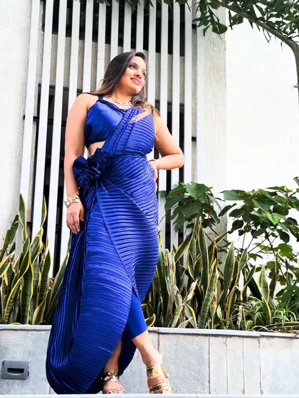 **Knots & Bangles Series:** My signature series where I use simple knots and bangles to create innovative drapes. Watch how I craft everything from a sarong-style co-ord set to an elegant infinity gown.