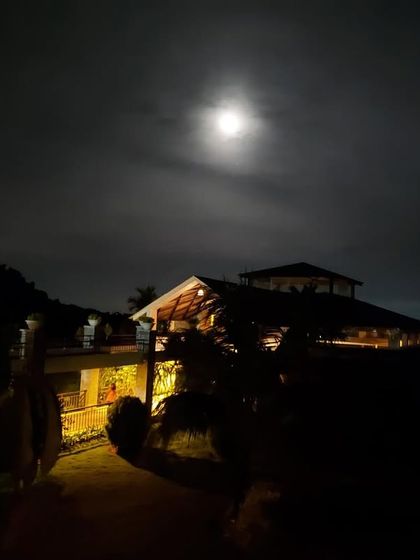 The full moon bathes our retreat in a soft, ethereal light. These quiet nights offer a profound sense of peace, ideal for reflection and connecting with the stillness within.