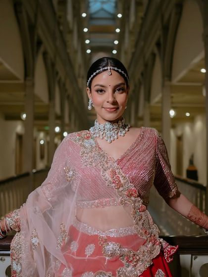 Timeless Red Brides photo 35