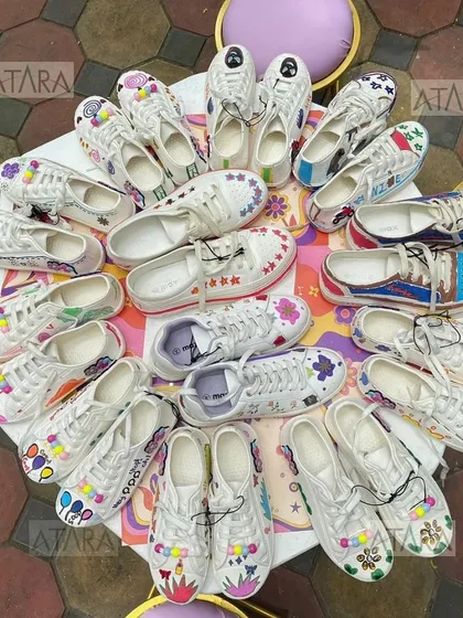 I believe parties should be interactive, which is why I offer unique activities like this sneaker painting station. It's a fun, creative experience that also serves as a personalized party favor for every guest to take home.