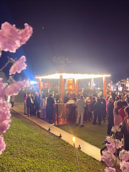 The Mogra Collective - Full-Service Wedding Planning Unforgettable Parties: Sangeet & Cocktails photo 26