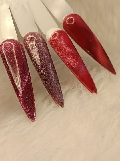 A vibrant selection of my red and pink cat eye polish swatches.