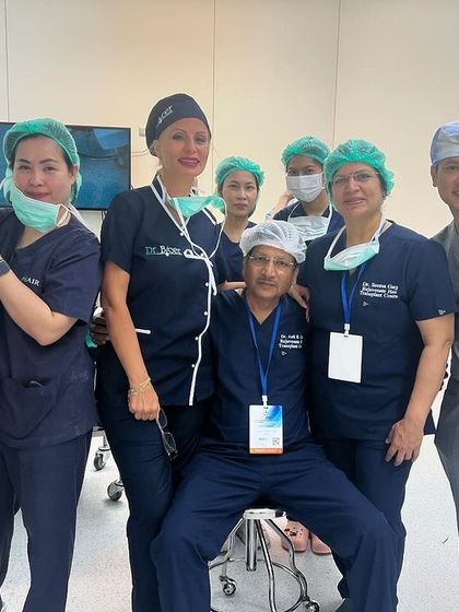 Another group of faculty and trainees from the Bangkok workshop, ready for another day of learning.