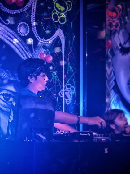 High-Energy Club Sets photo 54