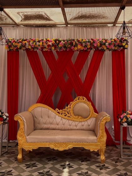 Engagement & Reception Stages photo 26