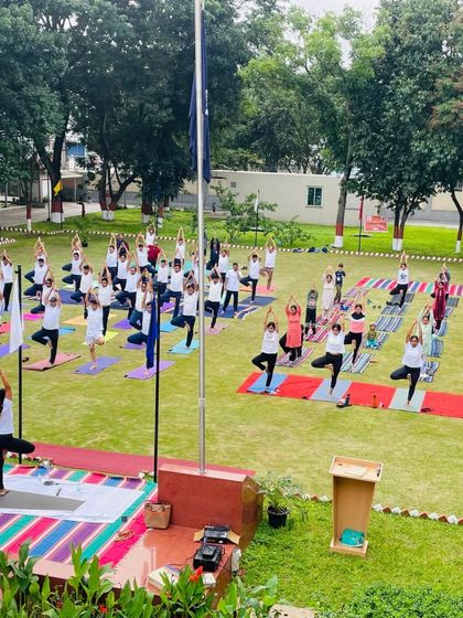 Richa Kumar - Yoga for Strength, Flexibility & Power Our Yoga Community: Practice & Connection photo 5