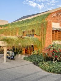 Commercial & Institutional Landscape Design