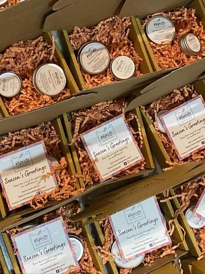 We fulfilled a large corporate order with these custom gift sets, each containing our natural deodorant cream and a nourishing lip balm. It's a practical and thoughtful way for companies to show appreciation.