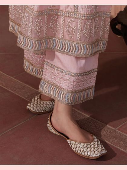 As Seen On Our Faves photo 22