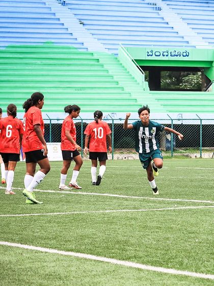 Girls on the Pitch photo 5