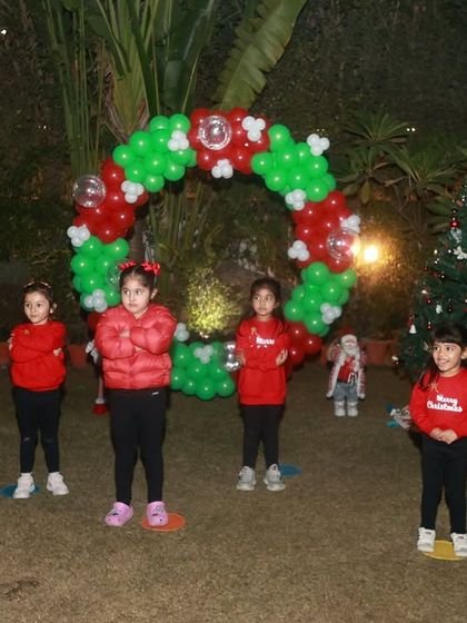 The students in their starting positions, ready to begin their Christmas performance.