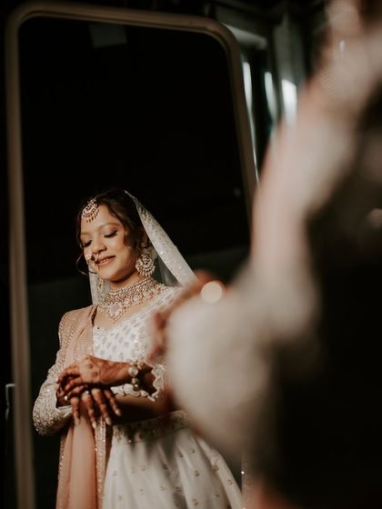 Wedding Looks in White & Pastels photo 9