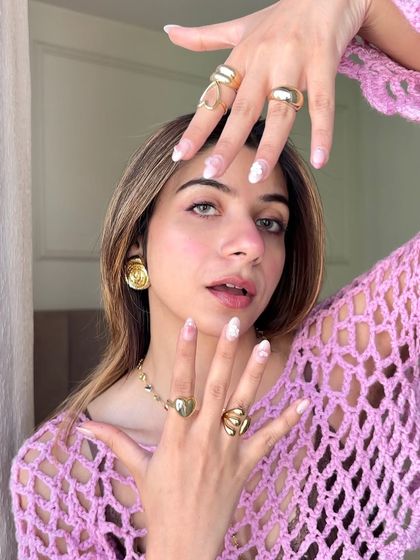 When your nails are this cute, they deserve all the attention. We love seeing our clients like Aakanksha Panwar rocking their dreamy pink sets.
