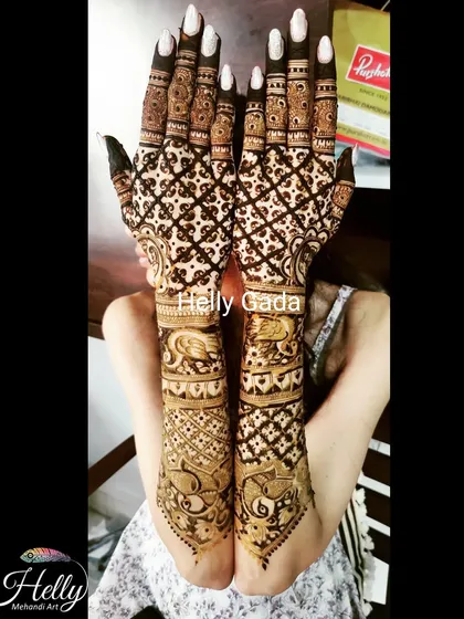 A stunning back-hand design with intricate check patterns covering the full hands, creating a bold and beautiful statement.