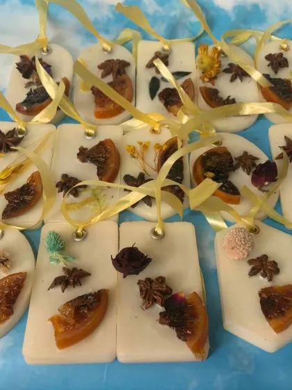 Scent your space naturally with my soy wax sachets. I decorate each one by hand with dried botanicals like oranges, star anise, and flowers. They are perfect for bringing a gentle, lasting fragrance to your closets and drawers.