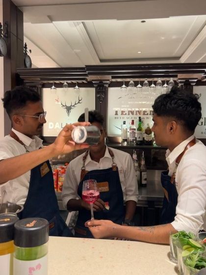 Martiny Mixology - Mobile Bar Catering for Events Event Ambiance & Details photo 7