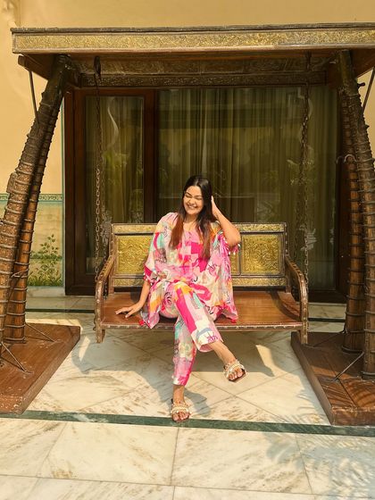 Priyanshi Khandelwal - Personal Fashion Styling Style on the Go: Travel & Vacation Looks photo 32