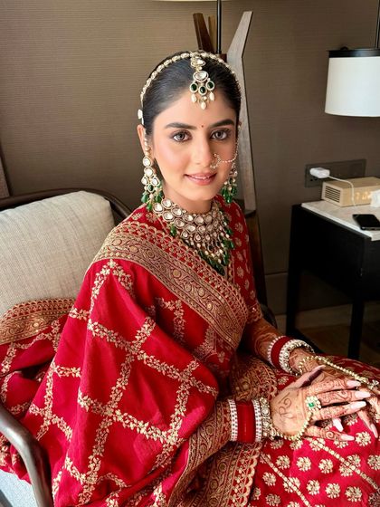 The Bridal Glow: Wedding Day Looks photo 9