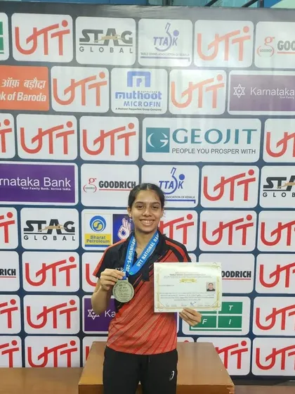 Here is Ananya Chande proudly holding her silver medal and certificate at the National Ranking (South Zone) Championship. Competing and winning at the national level requires immense focus and skill, and we are thrilled to see her succeed.
