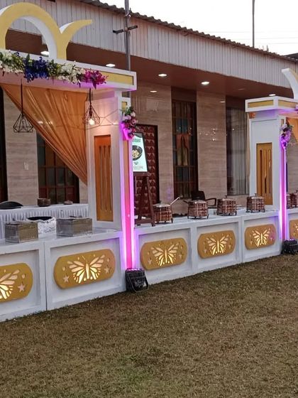 Grand Buffet Displays photo 14