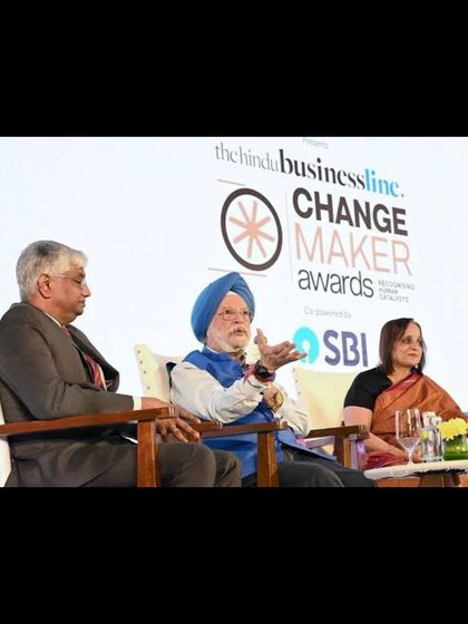 A panel discussion at the BusinessLine Changemaker Awards, featuring Shri Hardeep Singh Puri. We managed the stage, console, and artists for this event honoring national visionaries.