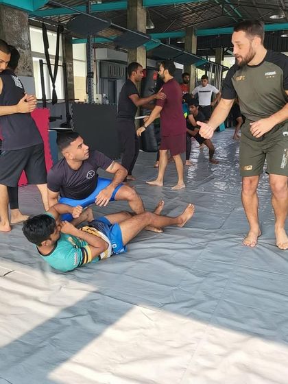 Close-up of the hands-on instruction provided during our guest seminars.