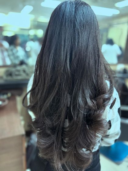 VLCC School of Beauty - Professional Hairdressing & Styling Mastering Haircuts: From Classic to Contemporary photo 10