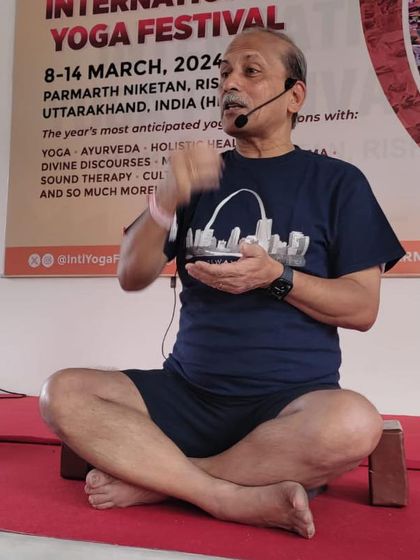 Teaching at the Rishikesh yoga festival.