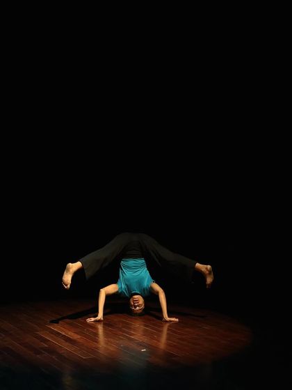 A contemporary dancer during a tech run for Parabola of Dance.