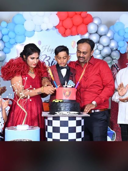 Aarvi The Designer Vastra - Custom Ethnic & Bridal Wear Design Coordinated Family & Couple Outfits photo 14