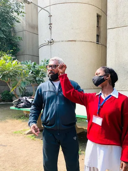 I teach practical skills for real situations. This is a demonstration of a simple yet effective wrist-grab escape, a fundamental technique that gives students the confidence to protect themselves.