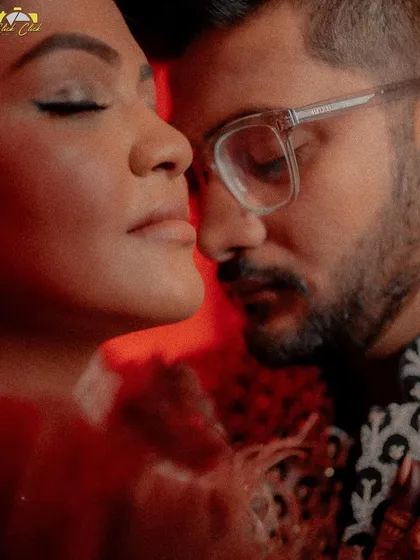 A close, intimate, and artistic portrait of Saloni and Vatsal, capturing the quiet connection between them.