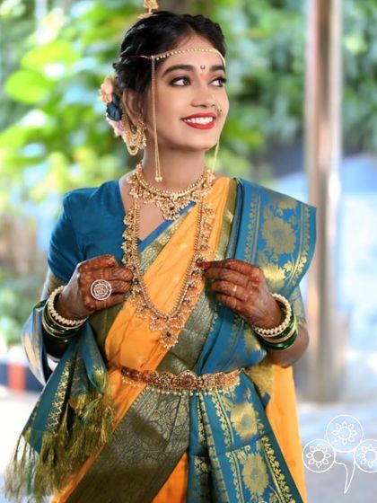 Unique caption for media id 193 describing the specific jewellery and look.