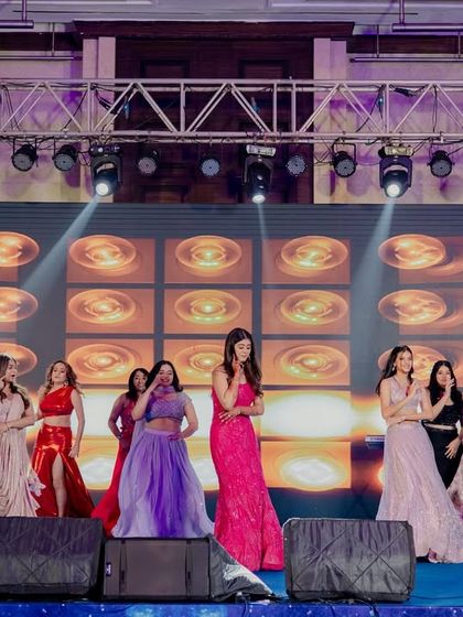 Squad Goals: Bride Tribe vs Groom Squad photo 10