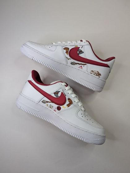 Another angle of the Gryffindor Air Force 1s. A perfect pair for any Potterhead.