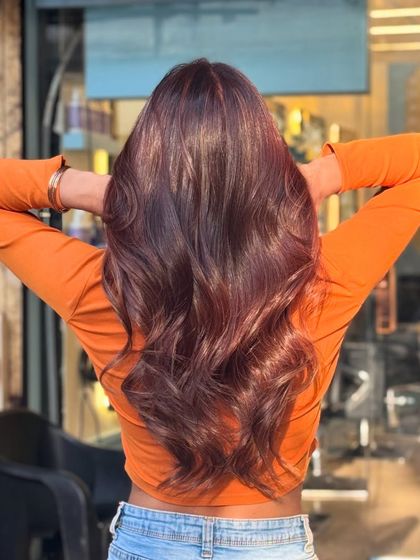 A beautiful copper and mocha blend. This combination of warm tones creates a rich, dimensional color that glows in the sunlight.