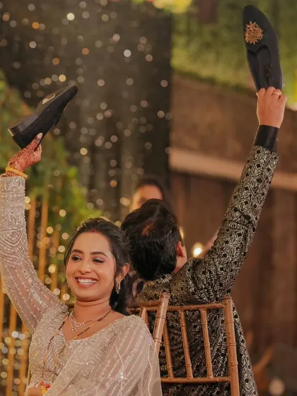 A fun moment from the wedding games during the reception.