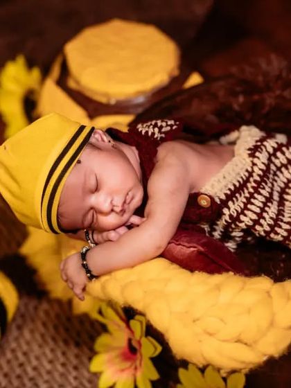 Newborn Portraits: The First Few Days photo 8