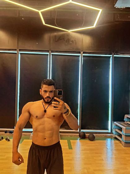 A slightly different angle, same message. The physique is a reflection of the risks taken and the hard work put in.