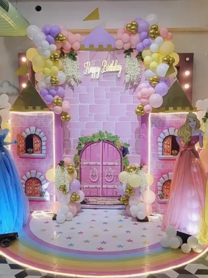 A royal celebration fit for a princess! We created a magical castle entrance with beautiful balloon arrangements and life-sized Disney princesses to welcome the birthday girl and her friends to a day of enchantment.
