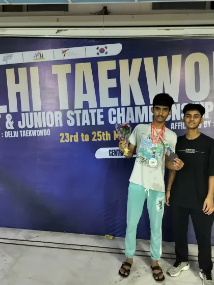 This junior male student won both a bronze in Kyorugi and a silver in Poomsae at the Delhi State Championship, showing his versatility.