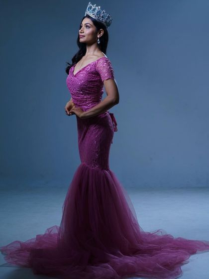 Rent Your Look - Ethnic & Occasion Wear Rental Glamorous Evening Gowns photo 16