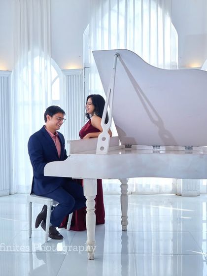 Innfinites Photography - Pre-Wedding Photoshoot & Film Styled Indoor & Creative Prop Setups photo 3