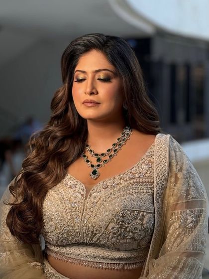 Elegant Reception & Party Looks photo 11