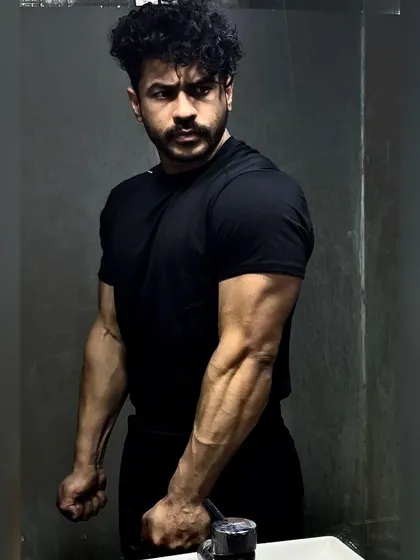 Getting stronger every single day. The focus is always on progress.