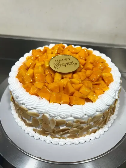 When mango season hits, my kitchen is filled with the scent of fresh Alphonsos. This Mango Almond Gateau is a true celebration of the king of fruits, loaded with fresh mango chunks and toasted almonds.