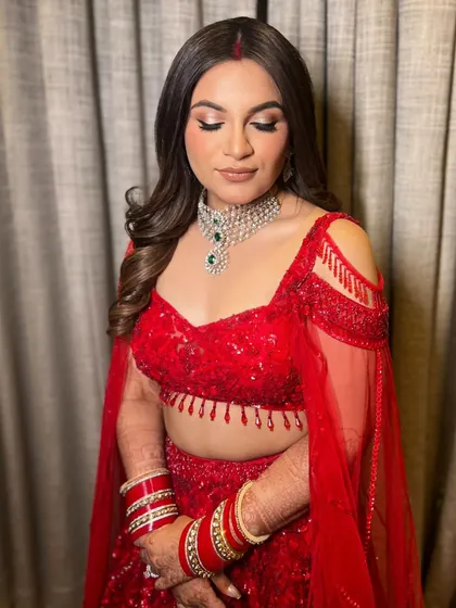 Another angle of the bride's soft waves, showing the beautiful shine and healthy look of the hair.