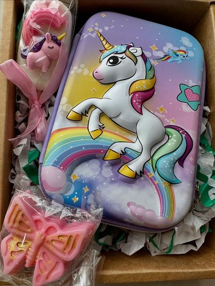 A gift that's both fun and practical. This box pairs a Unicorn Popsicle soap and a Butterfly soap with a sturdy and cute unicorn pencil case, perfect for a back-to-school or birthday gift.